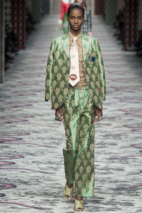 gucci london fashion show